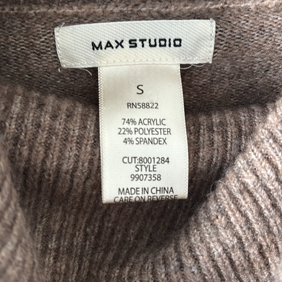 MAX Studio Sweater Dress size smalll - Picture 4 of 4
